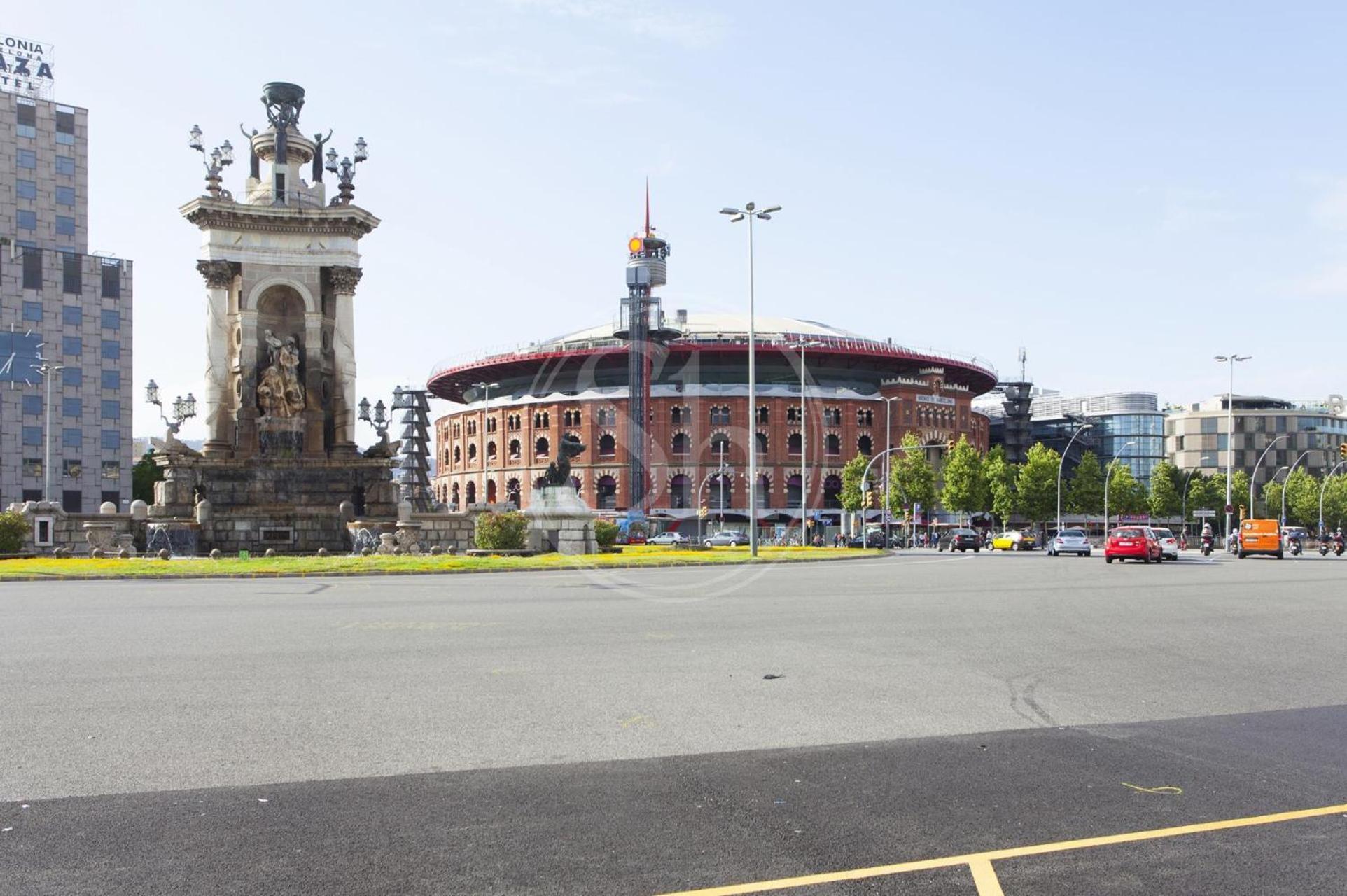 Practico Apartamento Cerca De Estacion De Sants 巴塞罗那 外观 照片